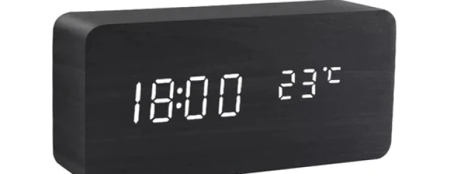 Thermomètre d'intérieur décoratif avec une horloge noire pour la maison